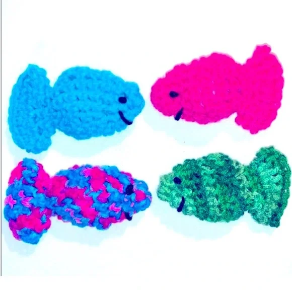 Hand Crafted Fish Catnip Cat Toys Colorful Crochet 8 Interactive Toys - Picture 5 of 8